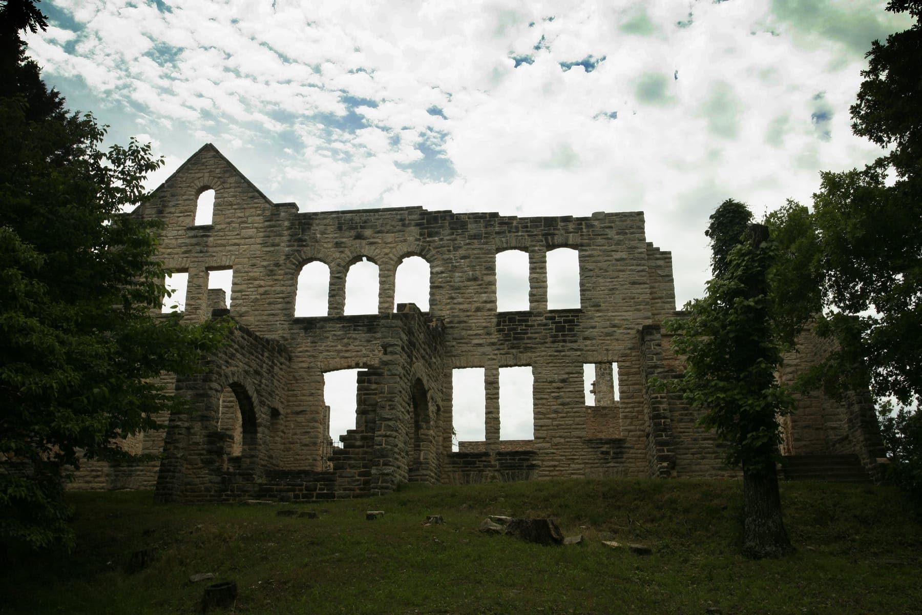 The stone ruins of the Snyder mansion at Ha Ha Tonka State Park