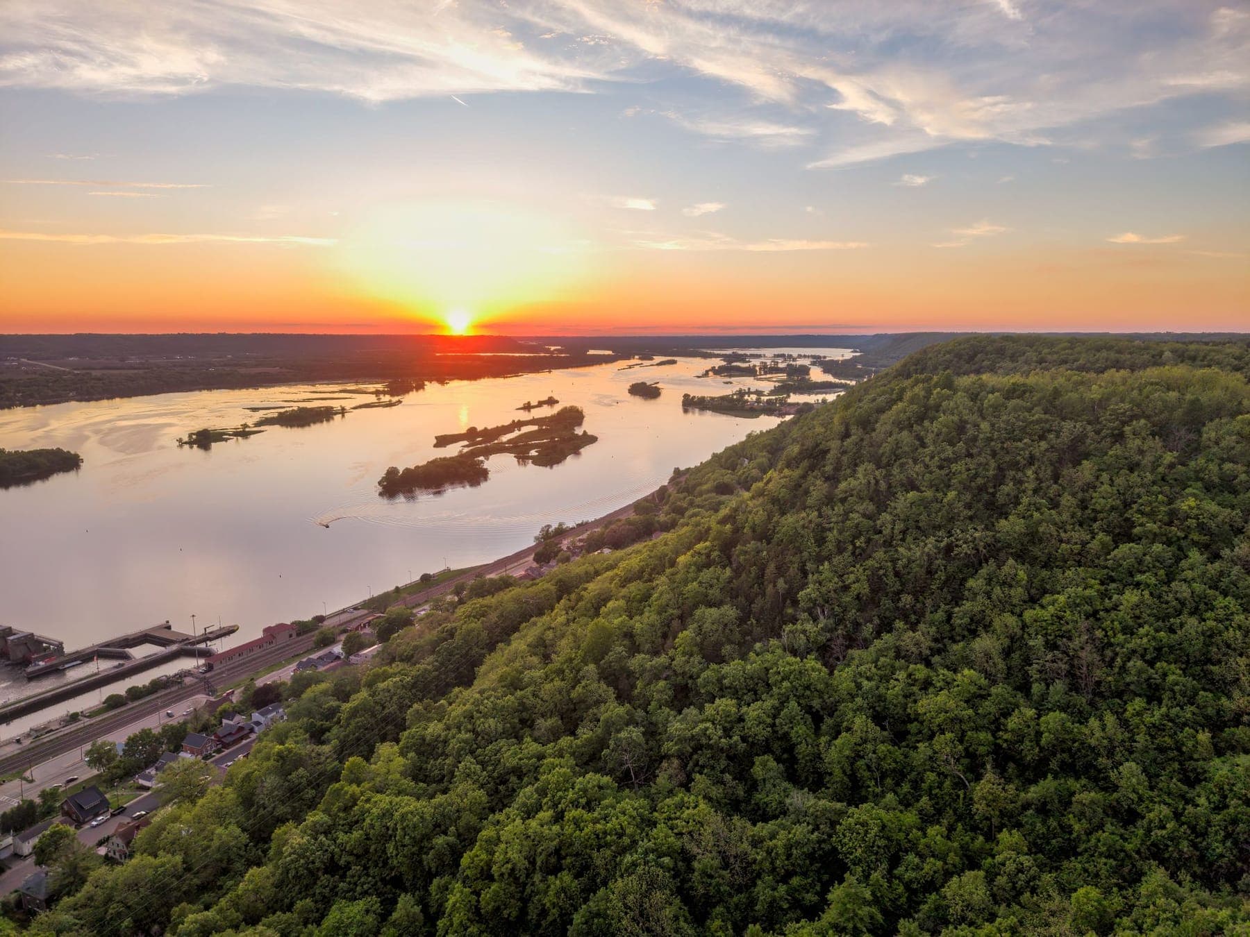 Sunset over the Mississippi River and the town of Alma, Wisconsin, from the bluff top
